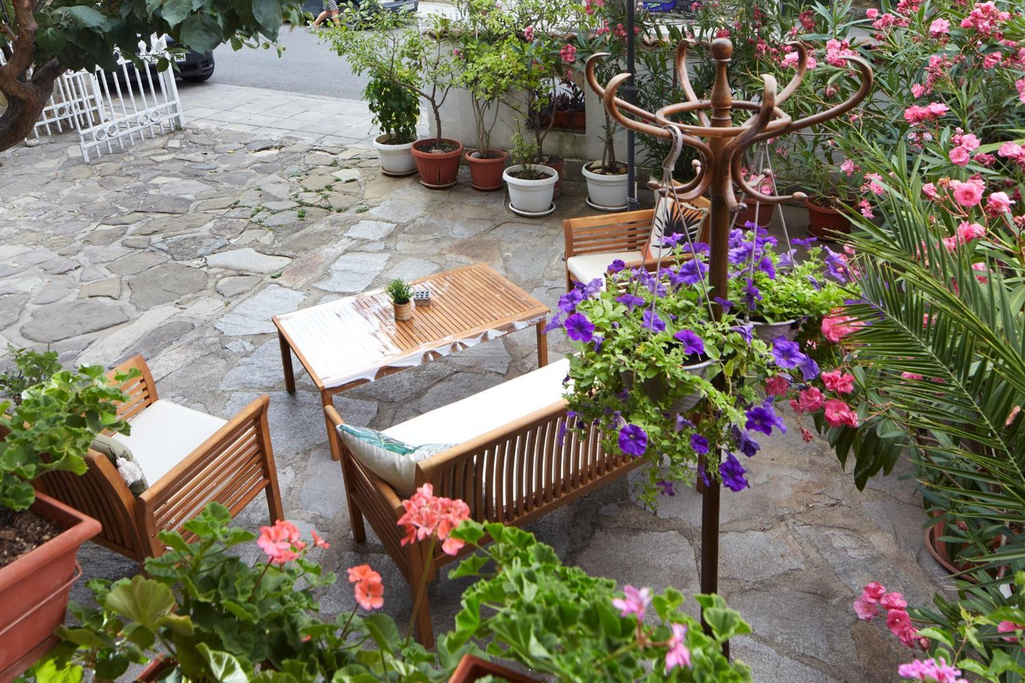 Nirvana Guest House 内塞伯尔 外观 照片